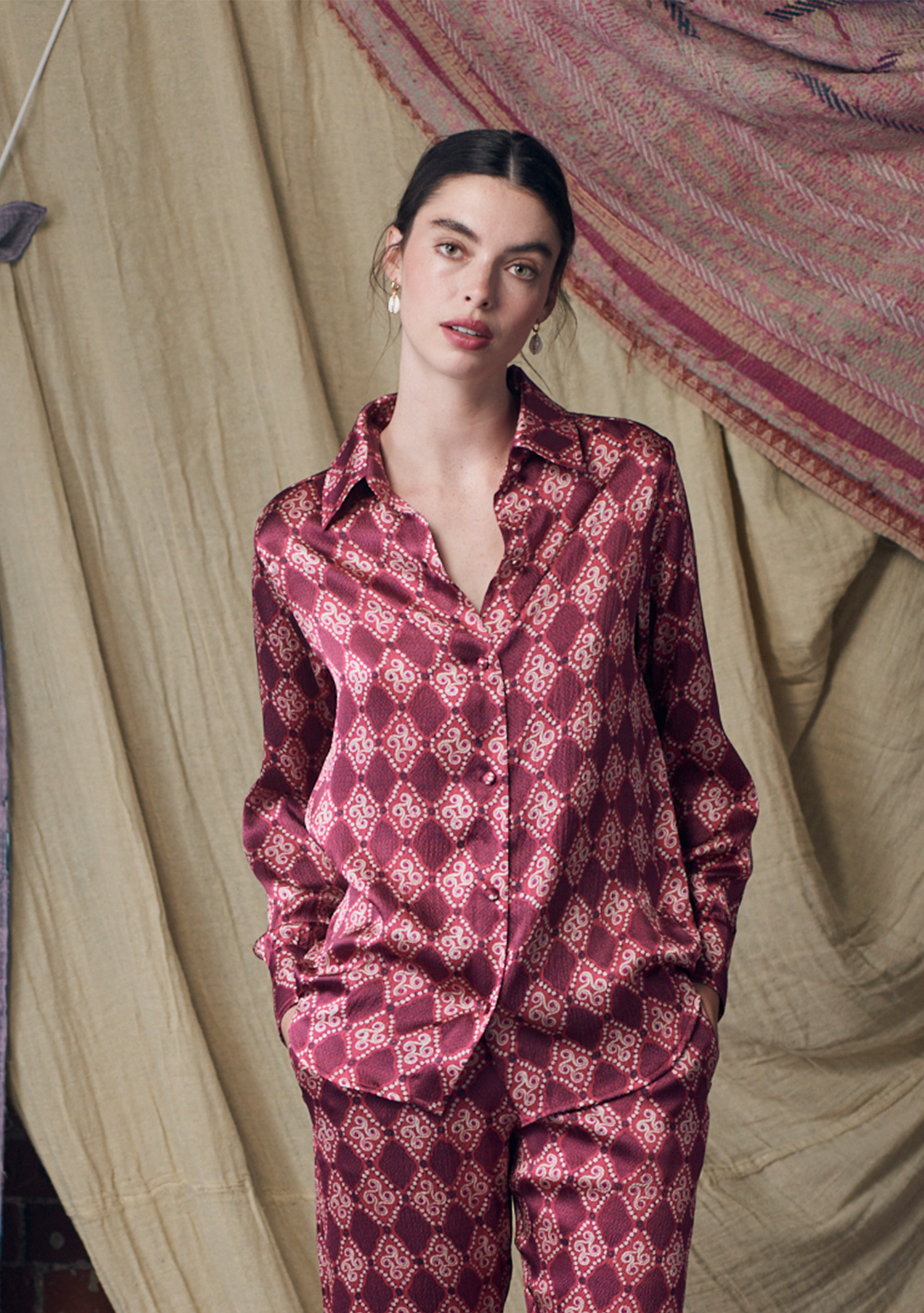 Fern Shirt High Vibrations Garnet