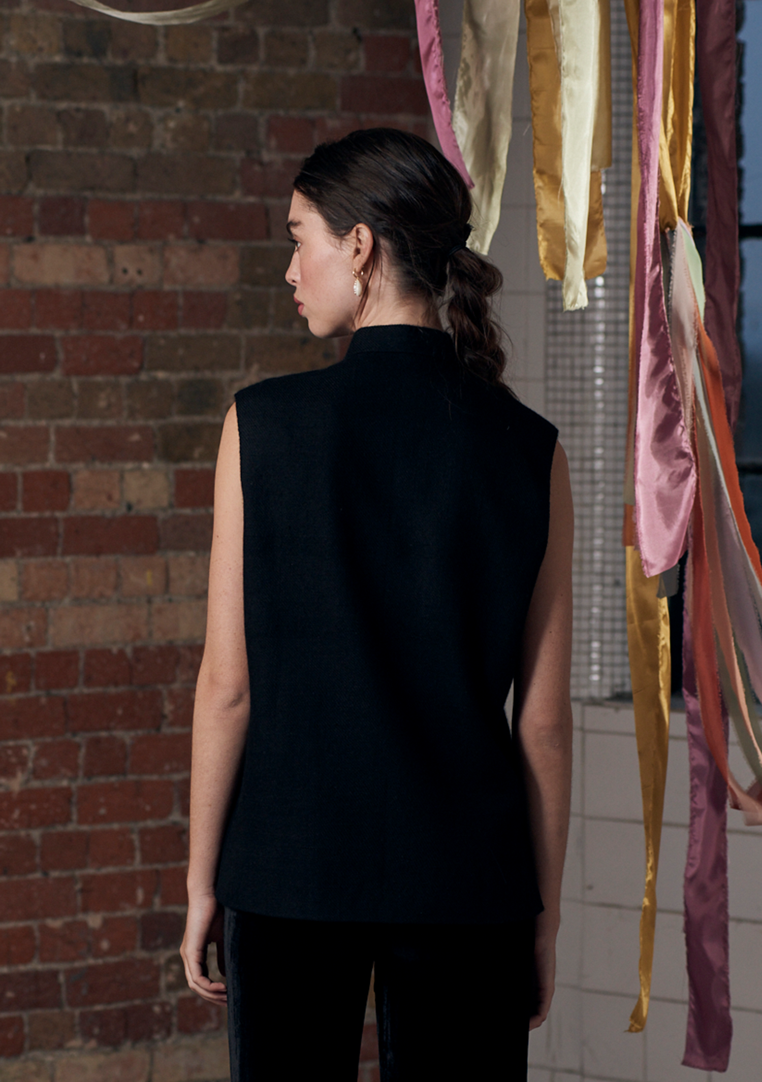 Kashmir Vest Black