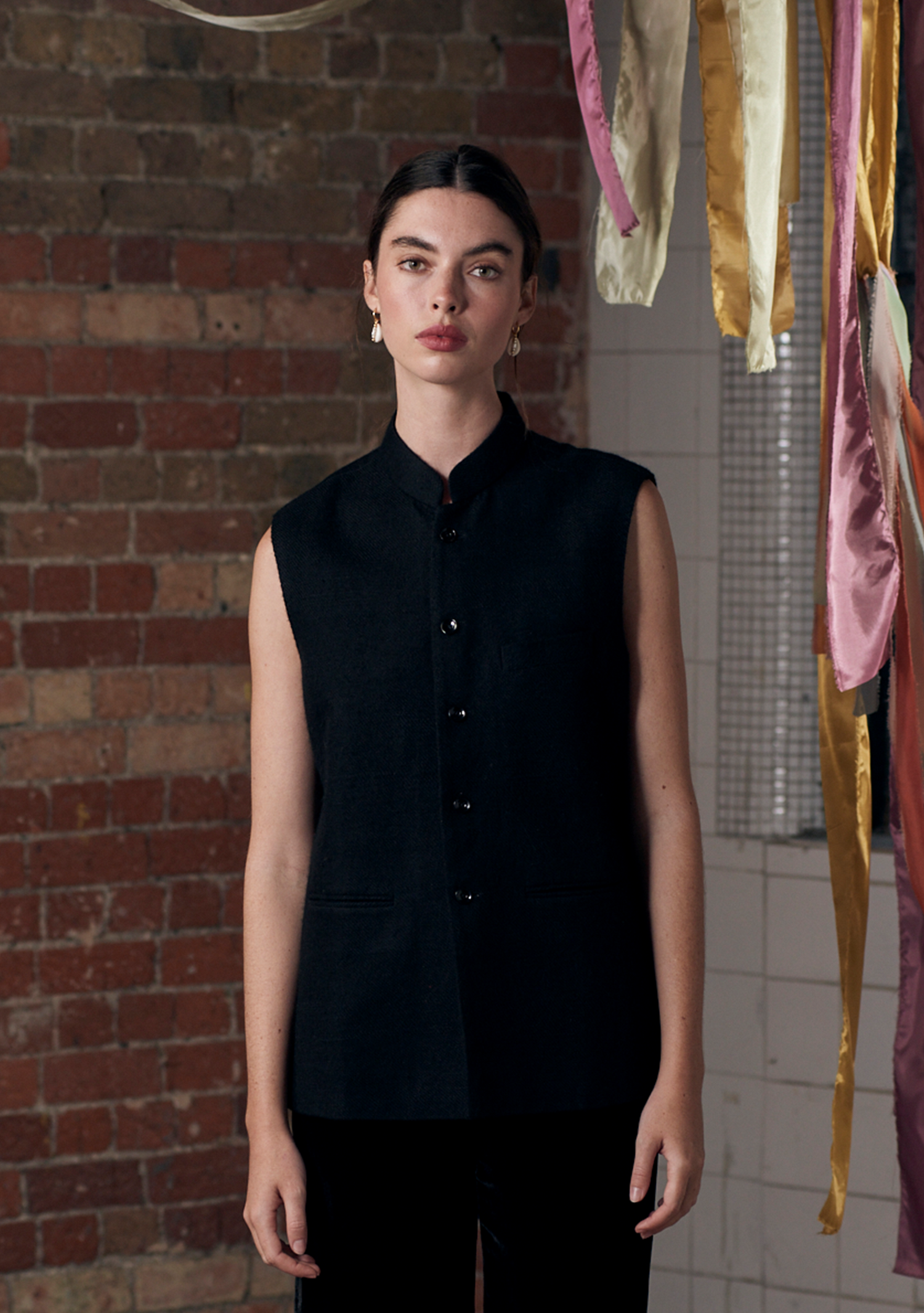 Kashmir Vest Black