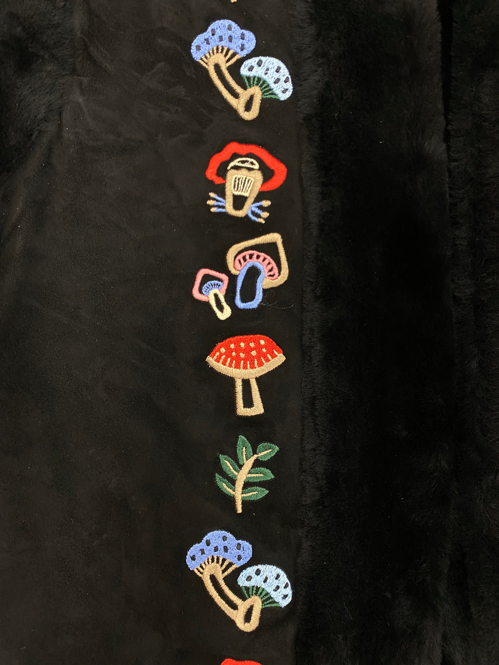 Mimi Gilet Black Suede With Mushroom Embroidery