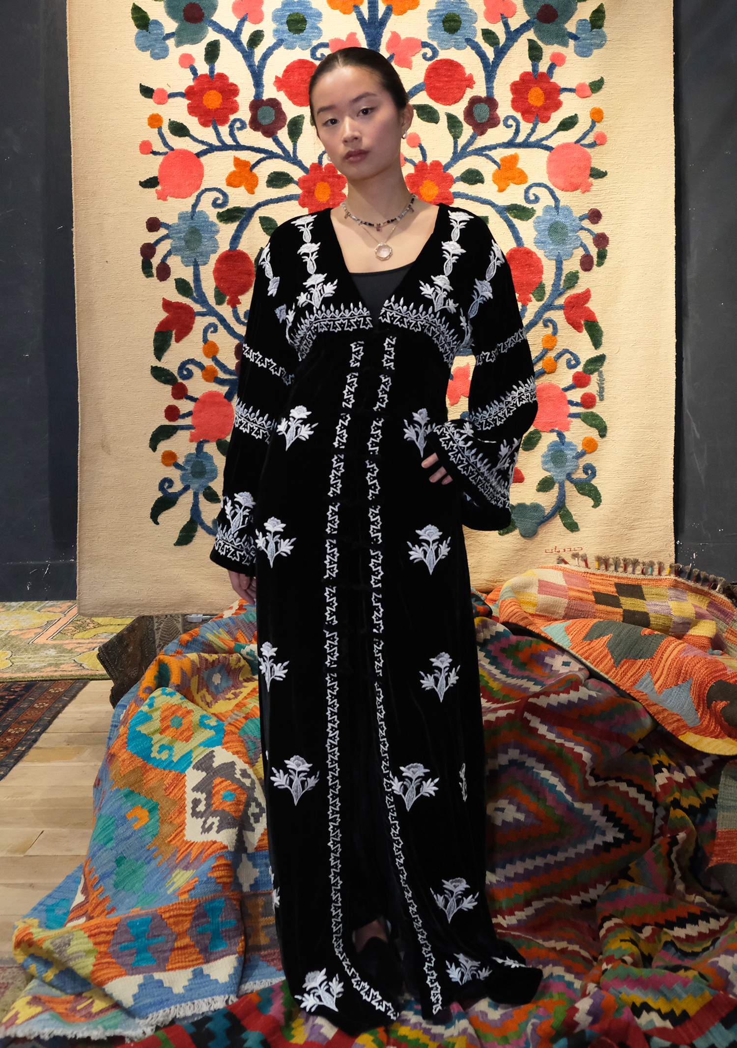 Abaya Robe Black with Silver Embroidery