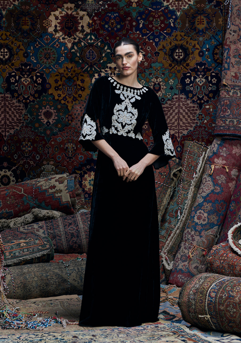 Lara Gown Black