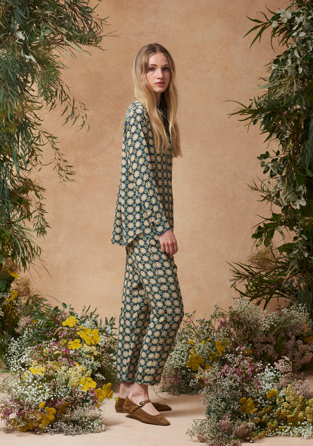 Fern Shirt Starflower Tile
