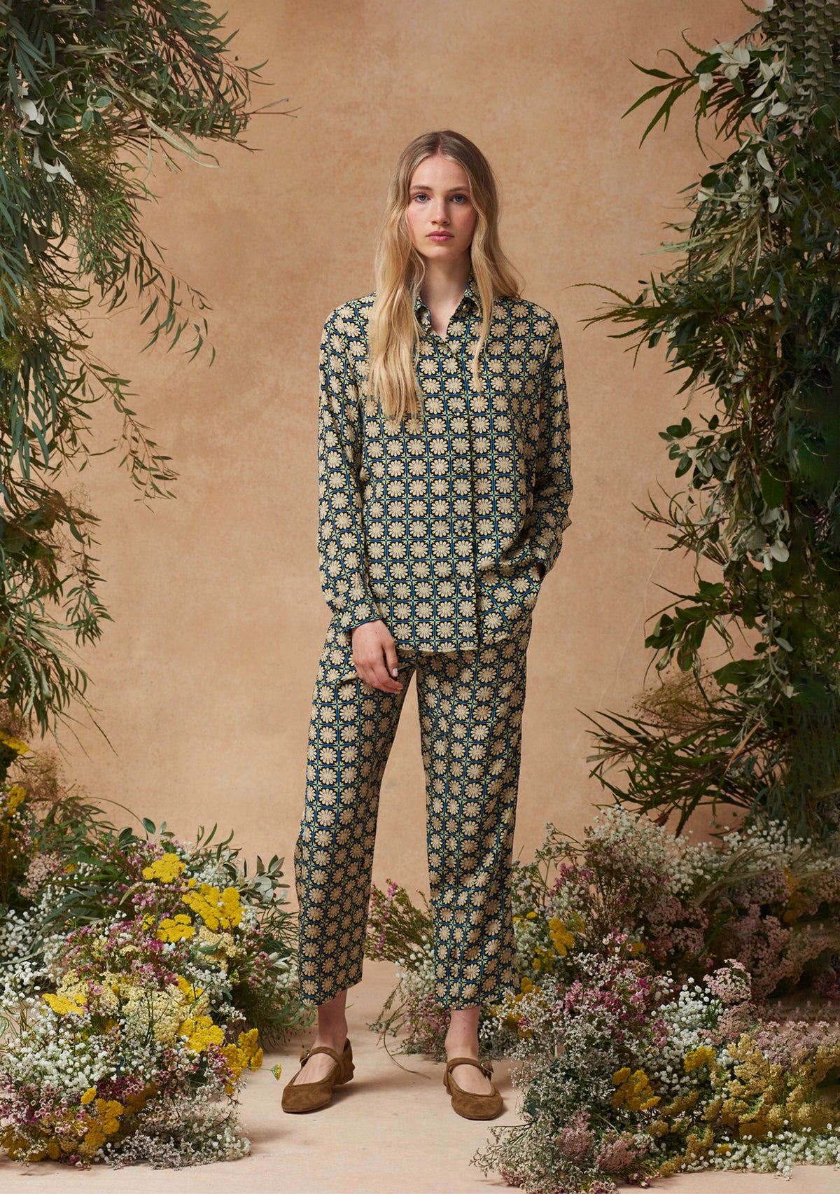 Leo Pants Starflower Tile