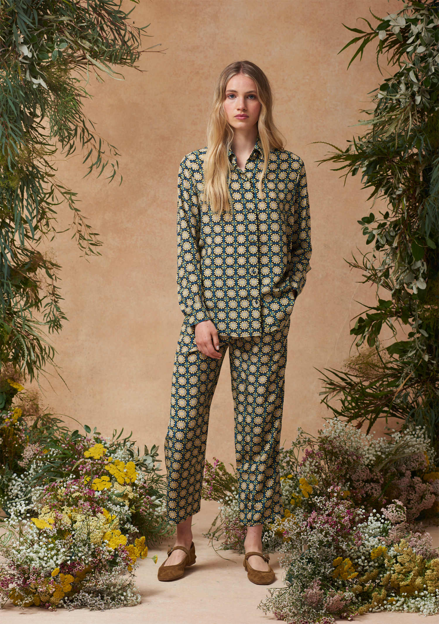 Leo Pants Starflower Tile