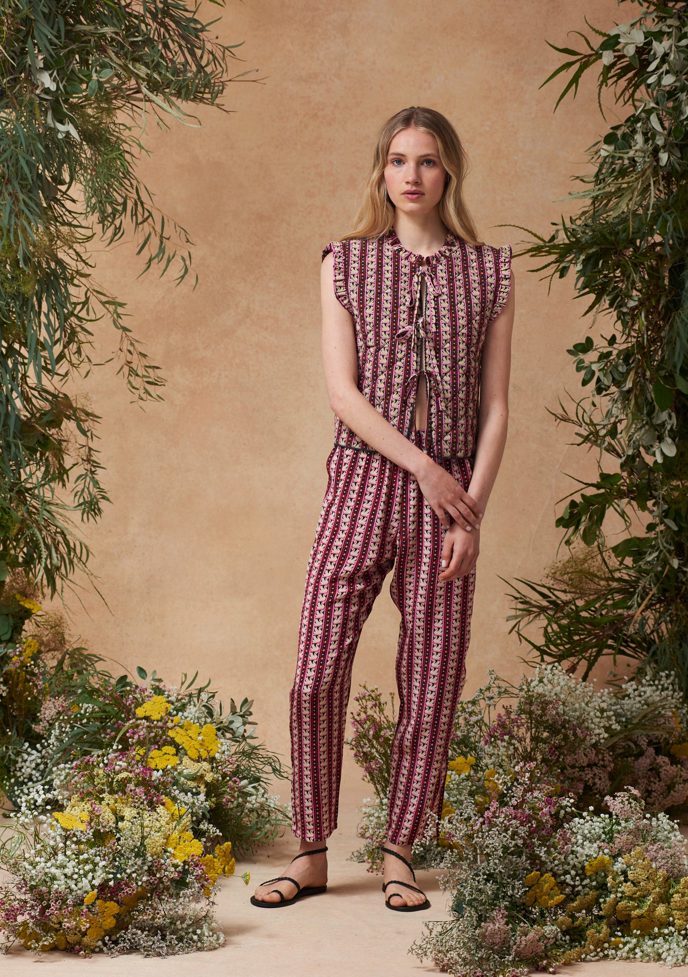 Poppy Gilet Swan Stripe Fuchsia