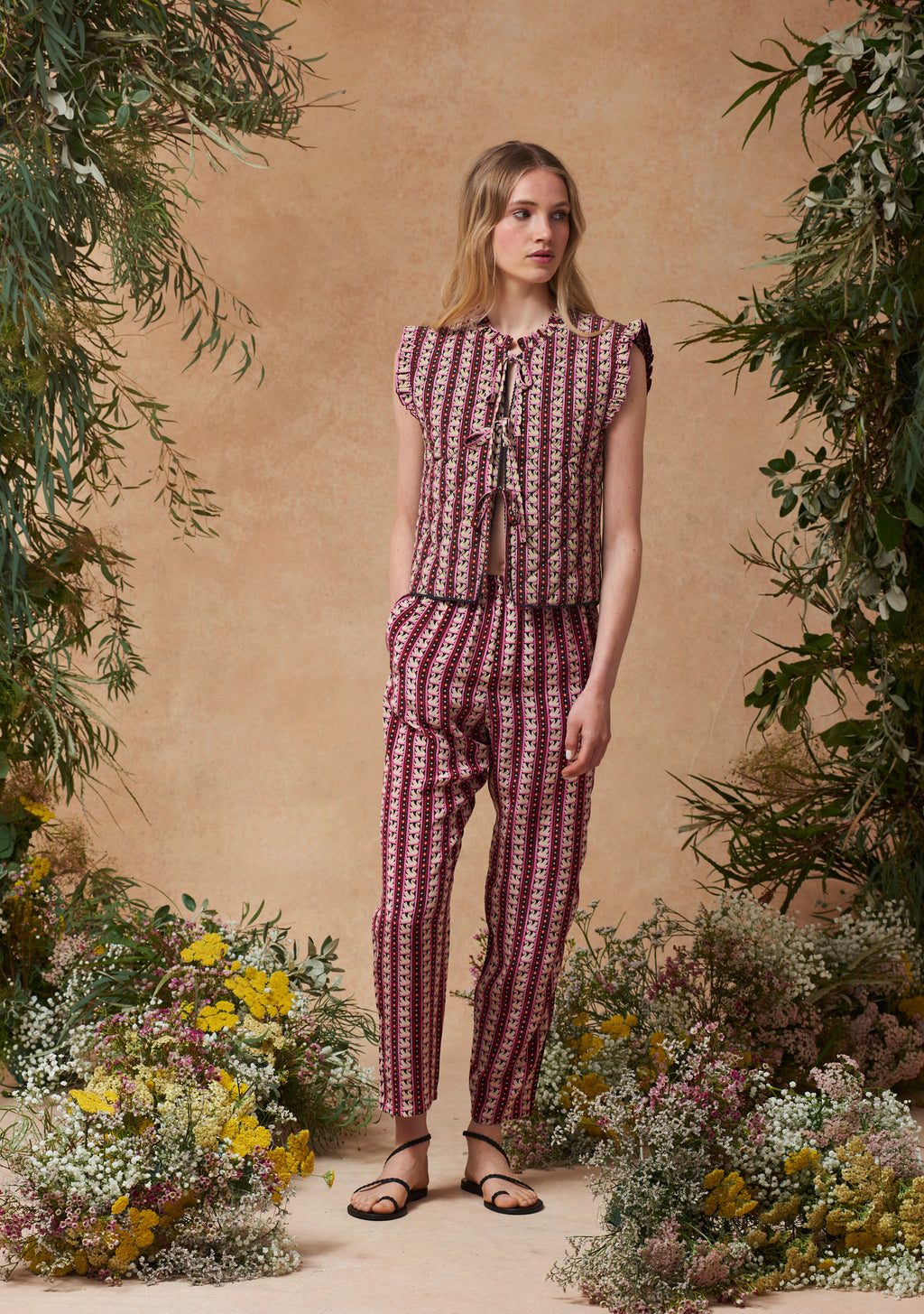 Poppy Gilet Swan Stripe Fuchsia