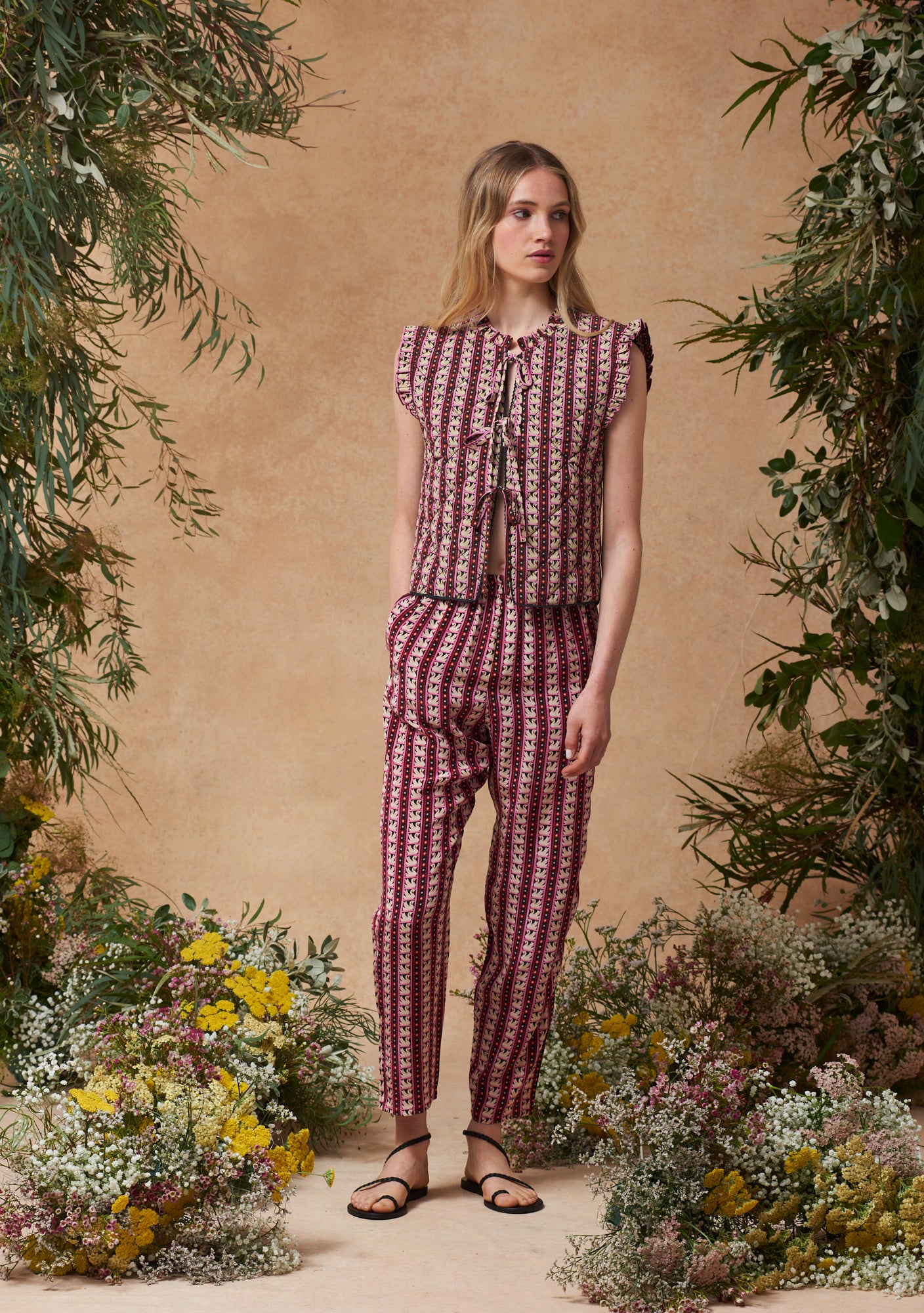 Poppy Gilet Swan Stripe Fuchsia