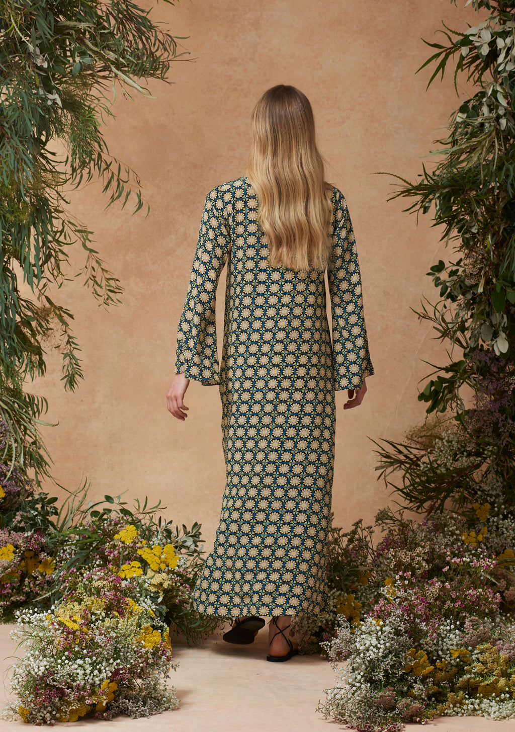 Vera Kaftan Starflower Tile