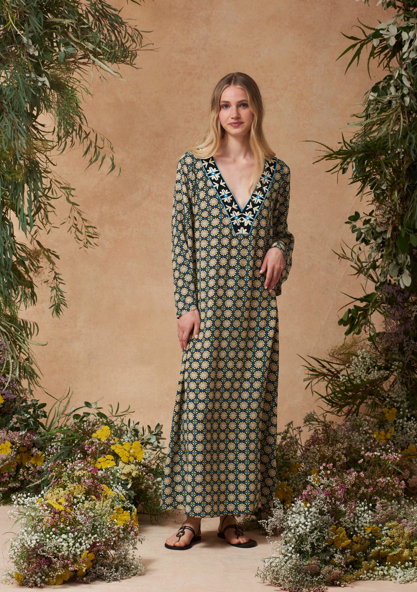 Vera Kaftan Starflower Tile