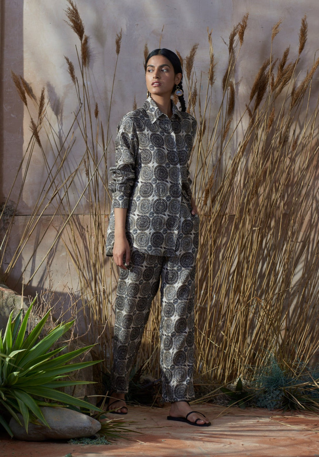Fern Shirt Snake Chocolate