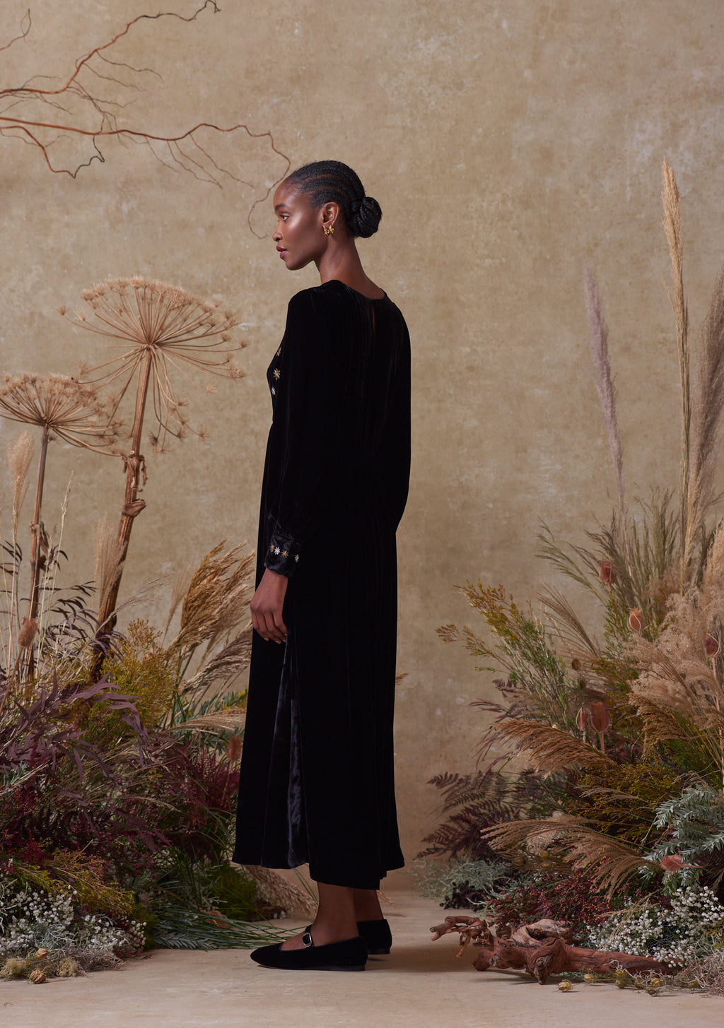 Emma Midi Dress Black with Stars Embroidery