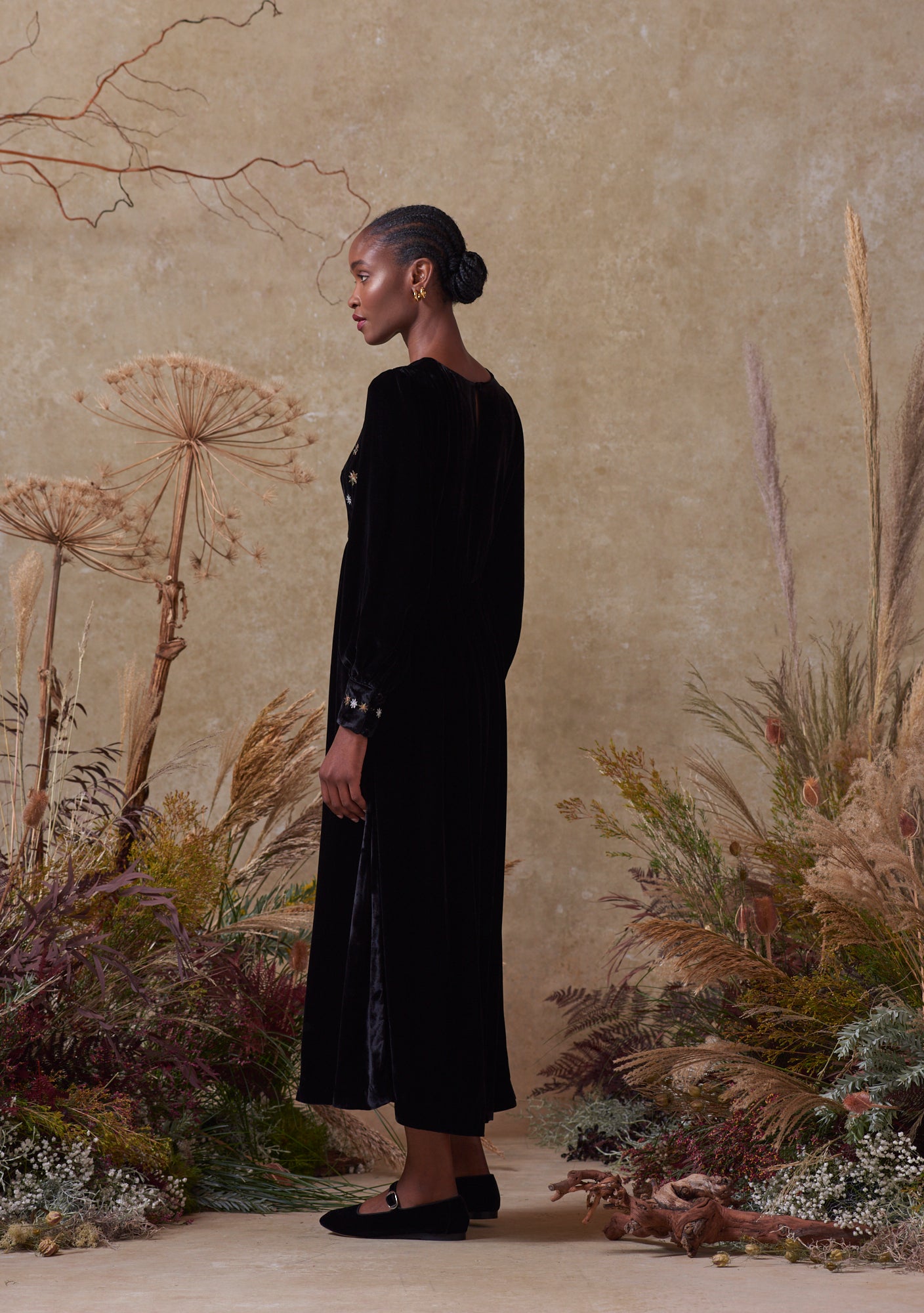 Emma Midi Dress Black with Stars Embroidery