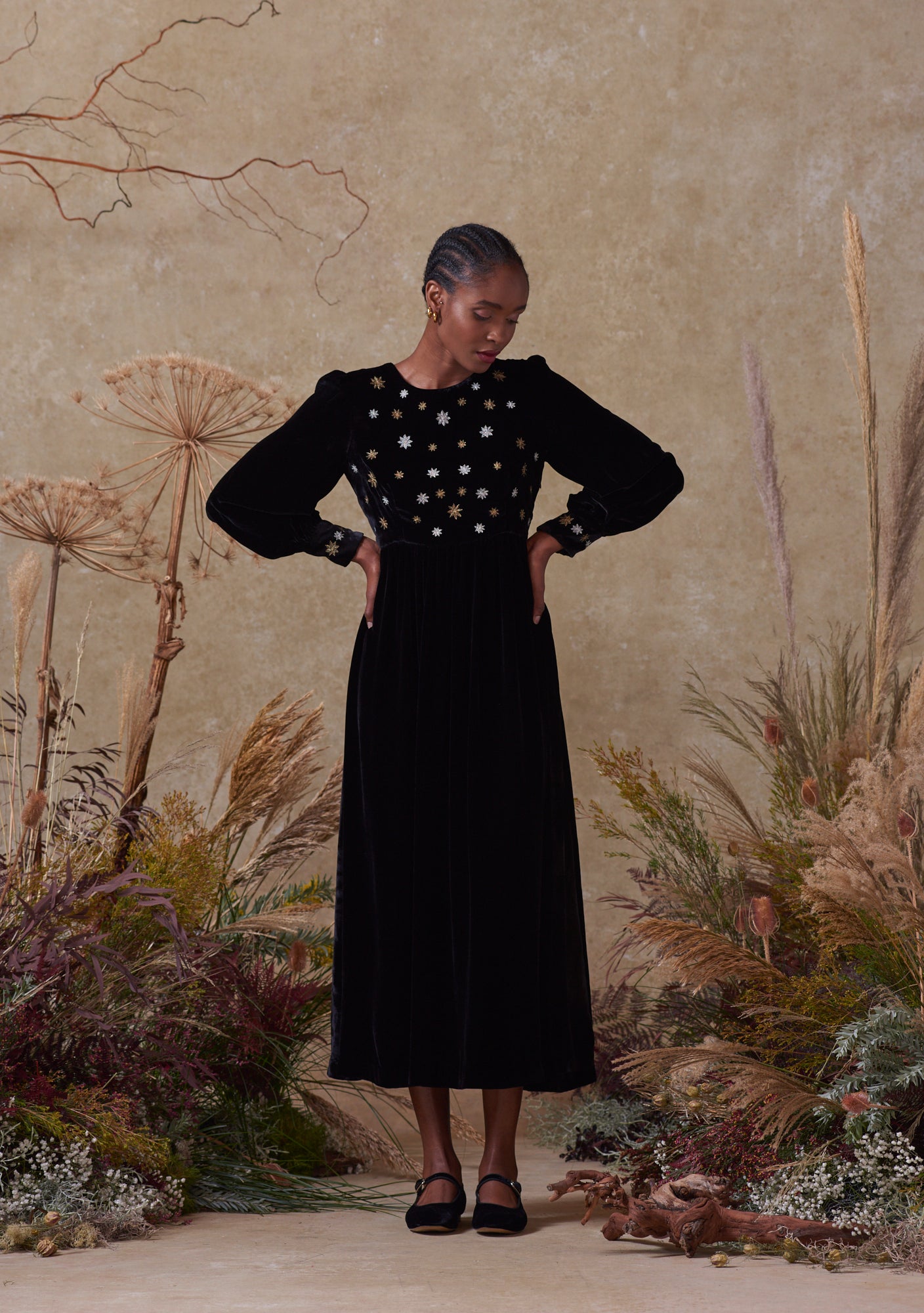 Emma Midi Dress Black with Stars Embroidery